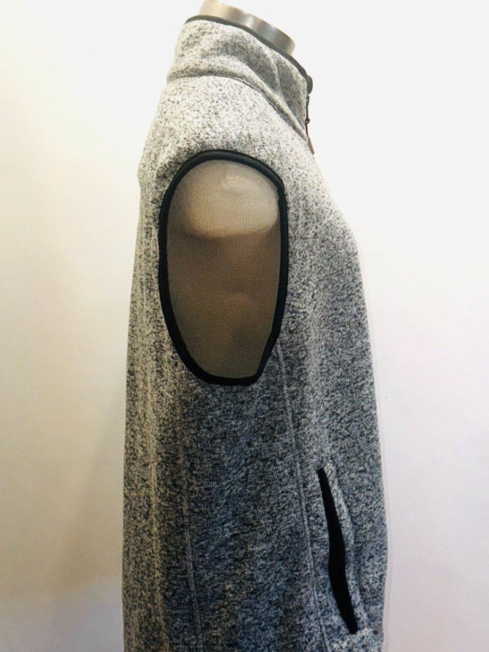 ORVIS Vest Womens Large Gray Full Zip Collared 3-Pockets Outdoor NEW - Picture 5 of 12